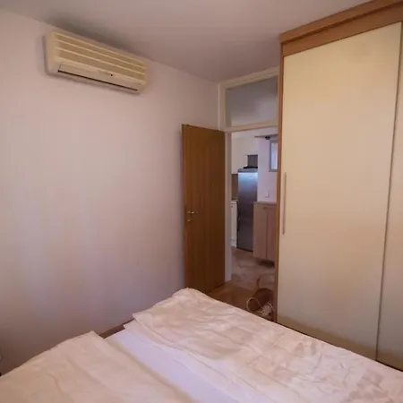 Apartment Fuer 4 Personen Ca 45 M In Novigrad, Adriakueste Kroatien Westkueste Von Istrien *