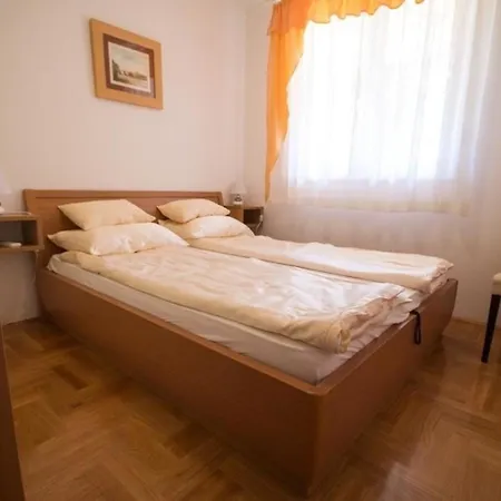 Fuer 4 Personen Ca 45 M In Novigrad, Adriakueste Kroatien Westkueste Von Istrien * Karpinjan