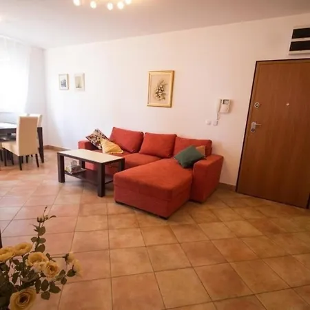 Fuer 4 Personen Ca 45 M In Novigrad, Adriakueste Kroatien Westkueste Von Istrien *
