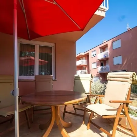 Fuer 4 Personen Ca 45 M In Novigrad, Adriakueste Kroatien Westkueste Von Istrien